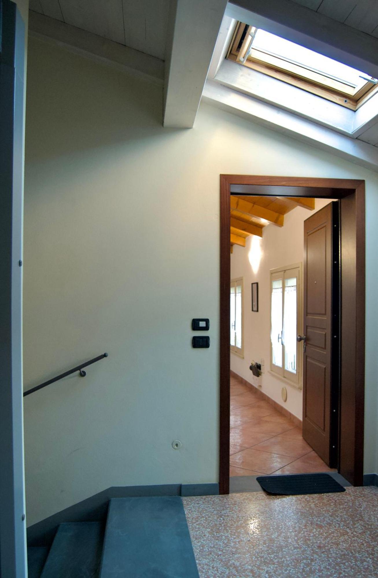 Casa Viola, Deliziosa Mansarda In Centro Storico Apartment Modena Luaran gambar