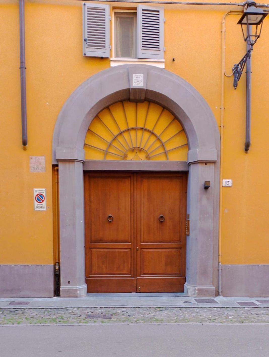Casa Viola, Deliziosa Mansarda In Centro Storico Apartment Modena Luaran gambar