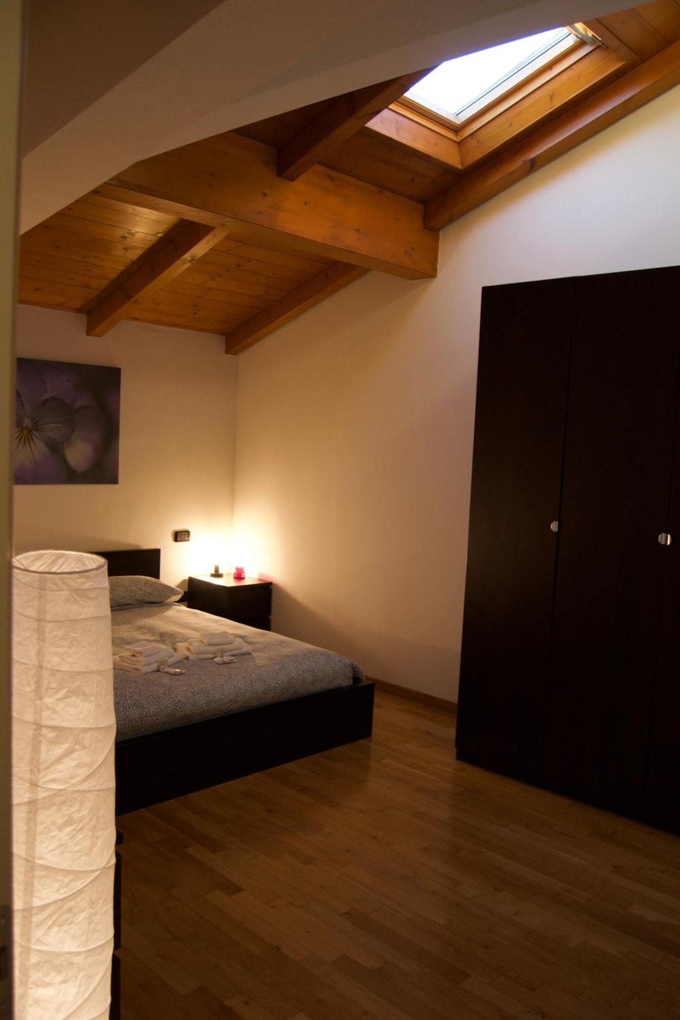 Casa Viola, Deliziosa Mansarda In Centro Storico Apartment Modena Luaran gambar